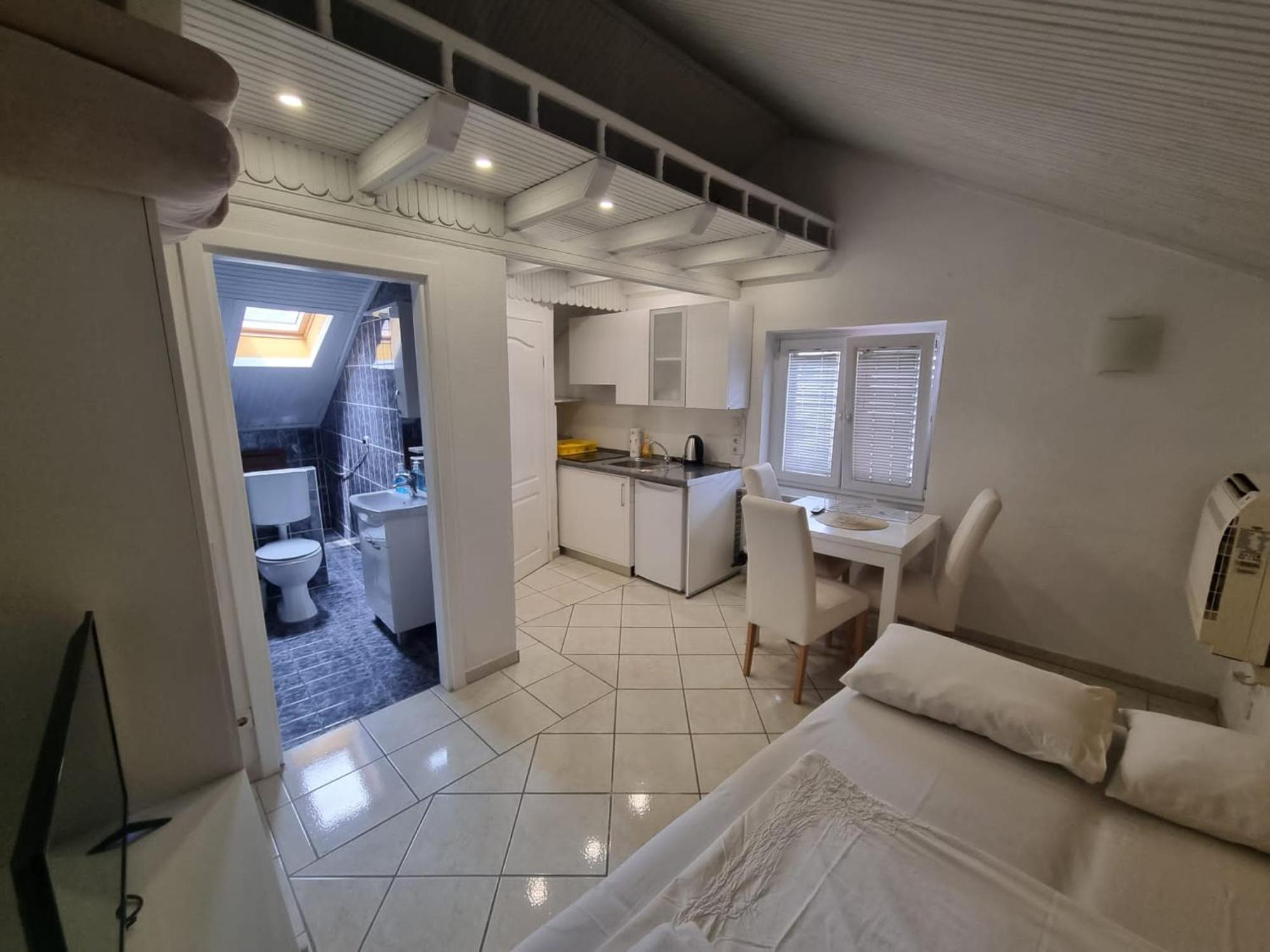 Guesthouse Lion Split Ngoại thất bức ảnh