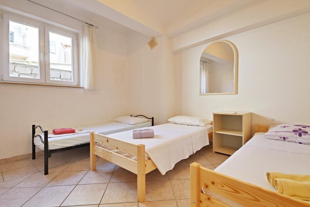 Guesthouse Lion Split Phòng bức ảnh